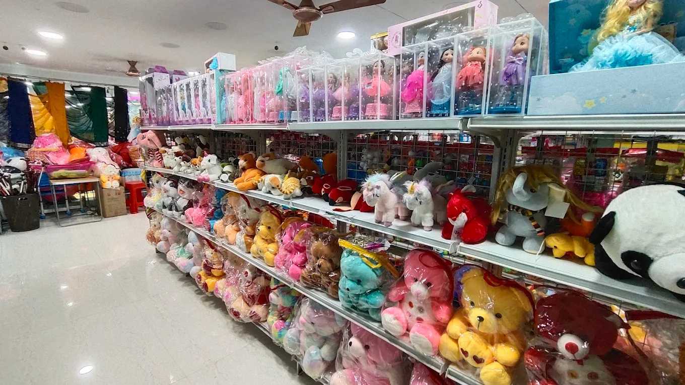 DHAKSHAYA SHOPPING MALL & LADIES SAREES